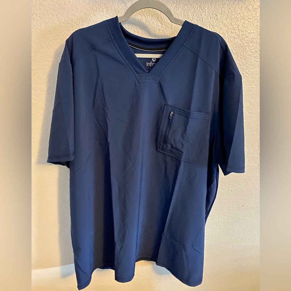 Cherokee Infinity Men's Front Pocket w/ Zipper V-Neck Top Navy Color
